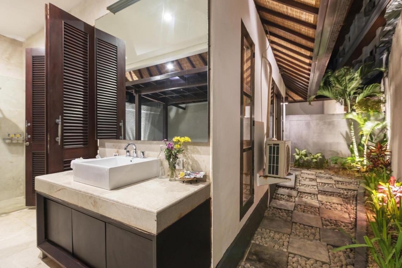 Villa Litera Seminyak Eksteriør billede